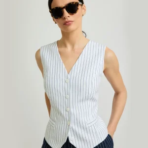 Maria Vest